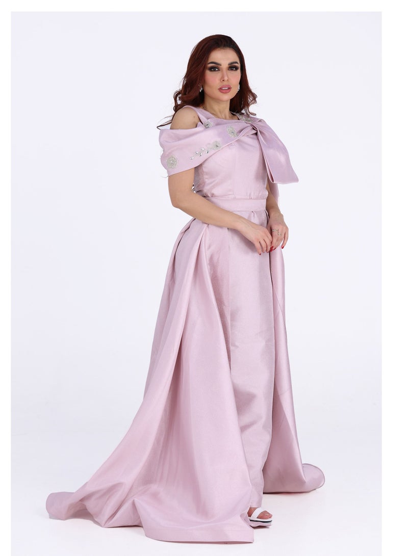 Modern Design Women's evening dress We offer you the finest and most luxurious wedding dresses that were specially made for the modern designer at the hands of the largest experts in terms of the material of this d  - Image 2