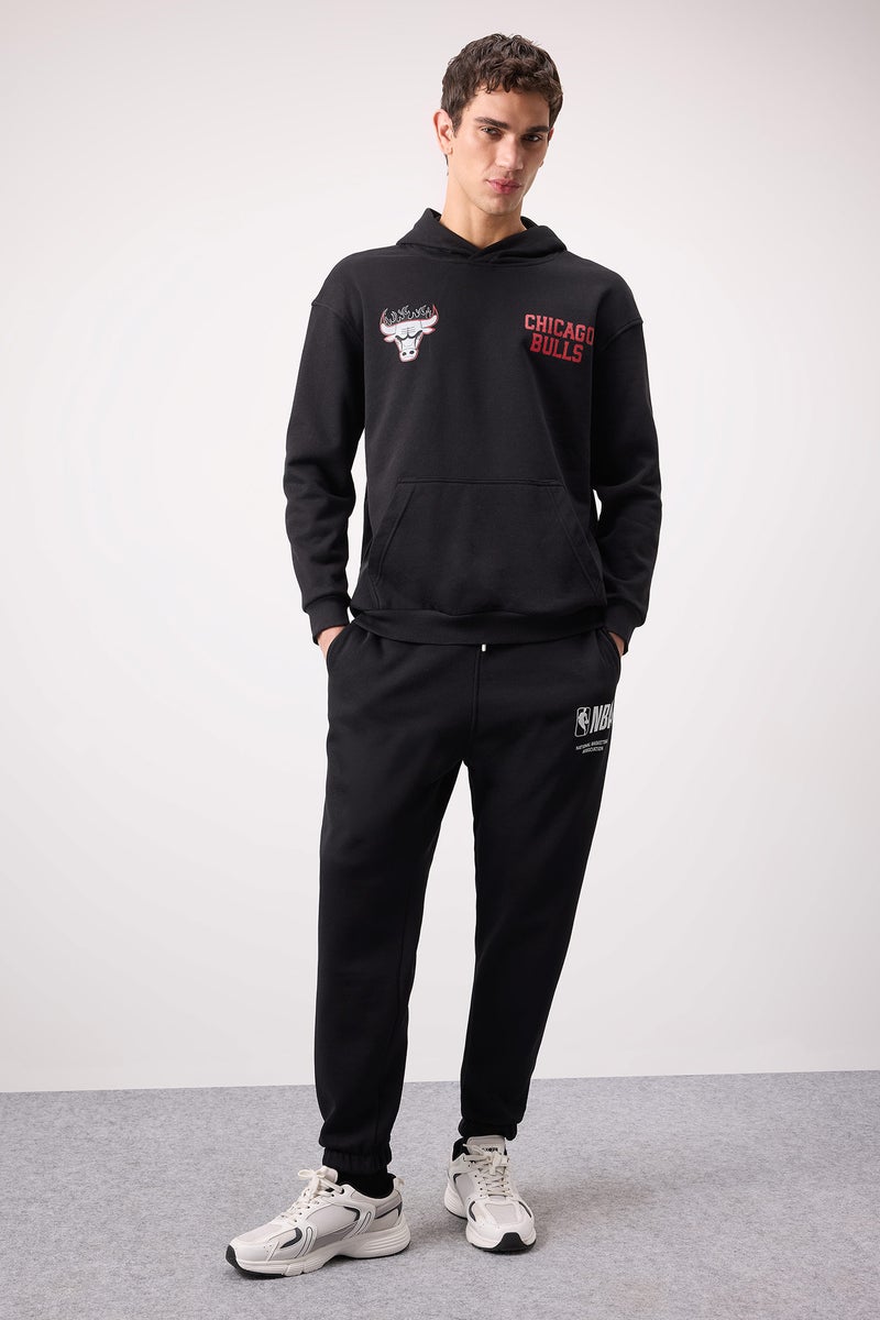 DeFacto Man DeFactoFit NBA Chicago Bulls Boxy Fit Thick Sweatshirt  - Image 3