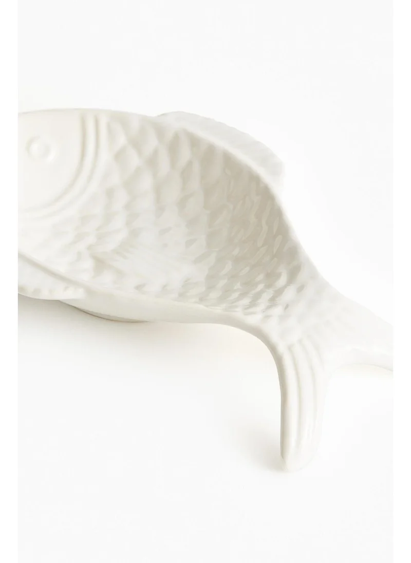 H&M Stoneware serving plate