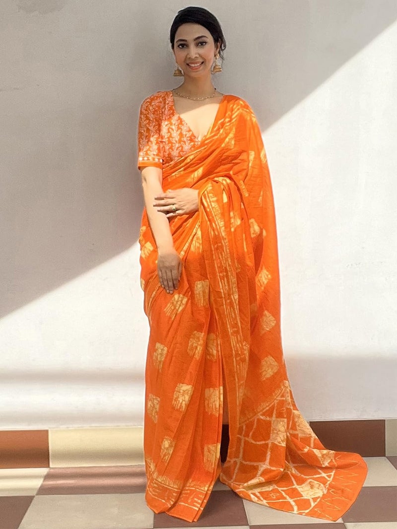 SAREE MALL Women's Orange Cotton Abstract Printed Ready To Wear one Minute Saree with Unstitched Blouse Piece (RTWMINAXI5501_SMC) - Image 4