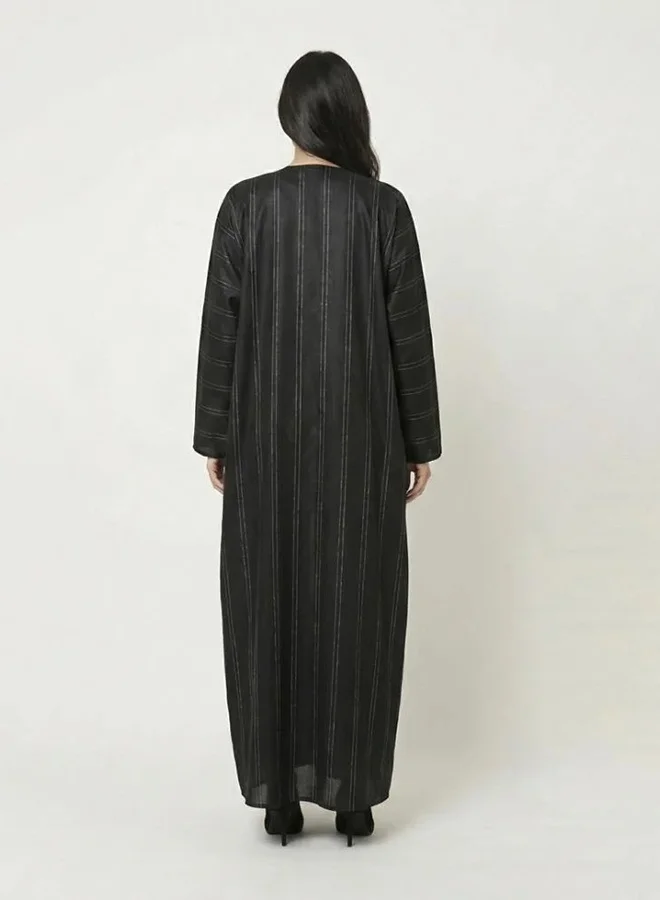 HAWRAA ABAYA Striped black abaya with vertical lines