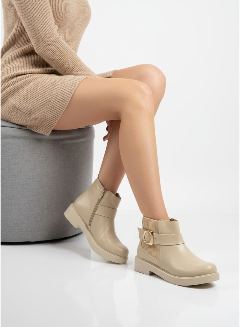Vbranda A stylish ankle boot designed with a smooth - Image 1
