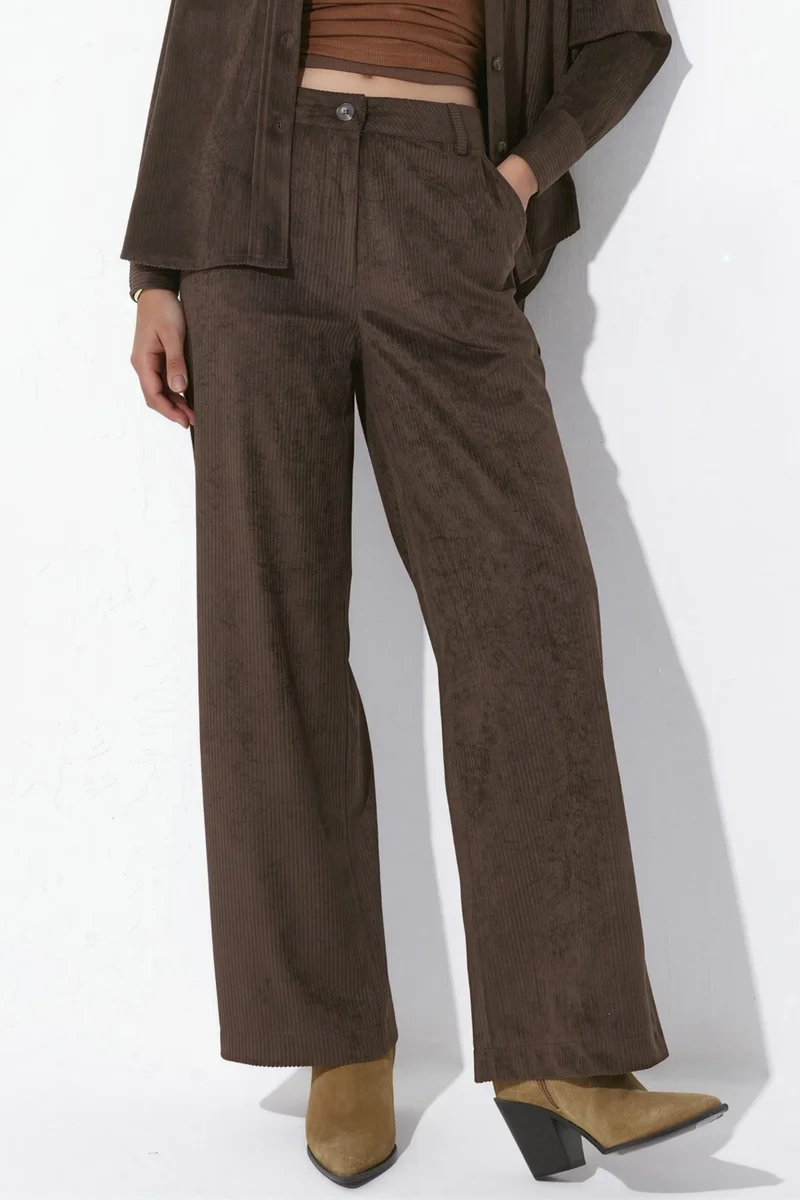 Hiccup Straight Leg Velvet Pants