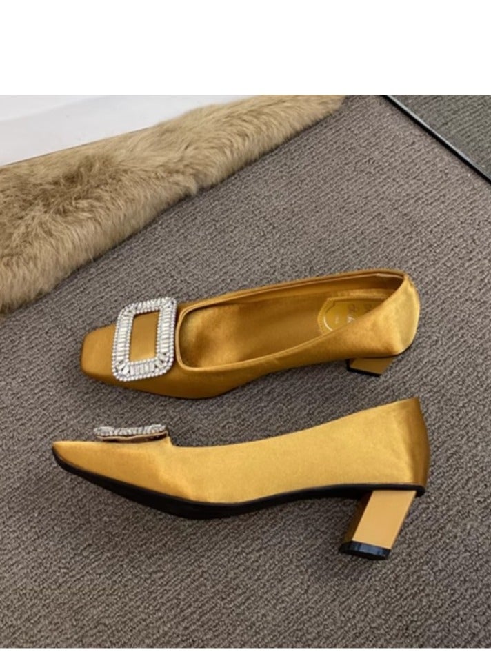 Women's High-End Design And Exquisite Sandals  - Image 3