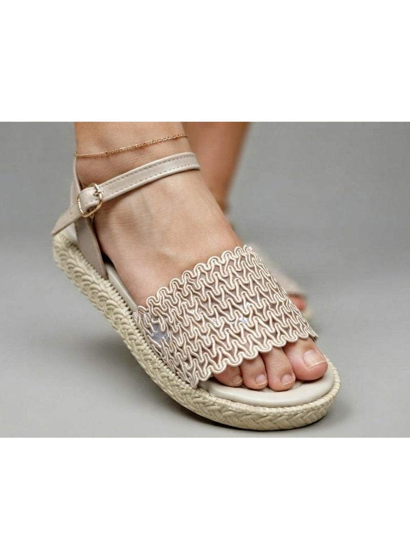 Women's sandals with thick soles - Image 1