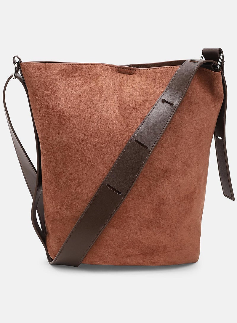 Haute Sauce Solid Zip Lock Regular Suede Hand Bag For Women  - Image 4