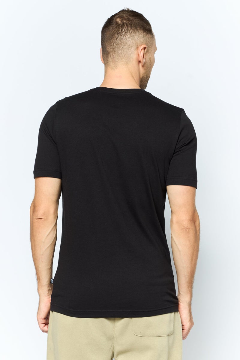 PUMA تي شيرت رياضي للرجال بأكمام قصيرة، شعار العلامة التجارية، خارجي، أسود - Image 3