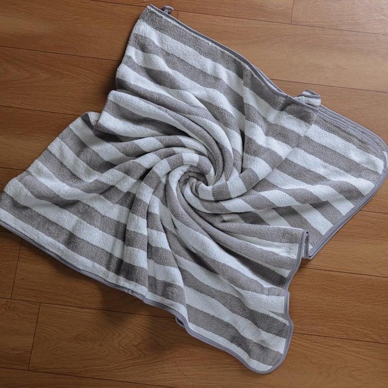 TIQH Microfiber Coral Fleece Towel with Hook Quick Dry Super Absorbent Stripes Bath Towel for Men and Women Towel - Pack of 01 (Grey) - Image 5