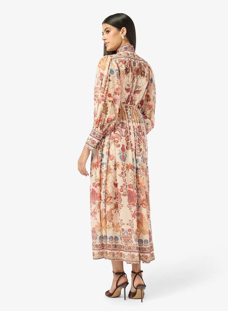 ايلا فستان بطبعة تجريدية