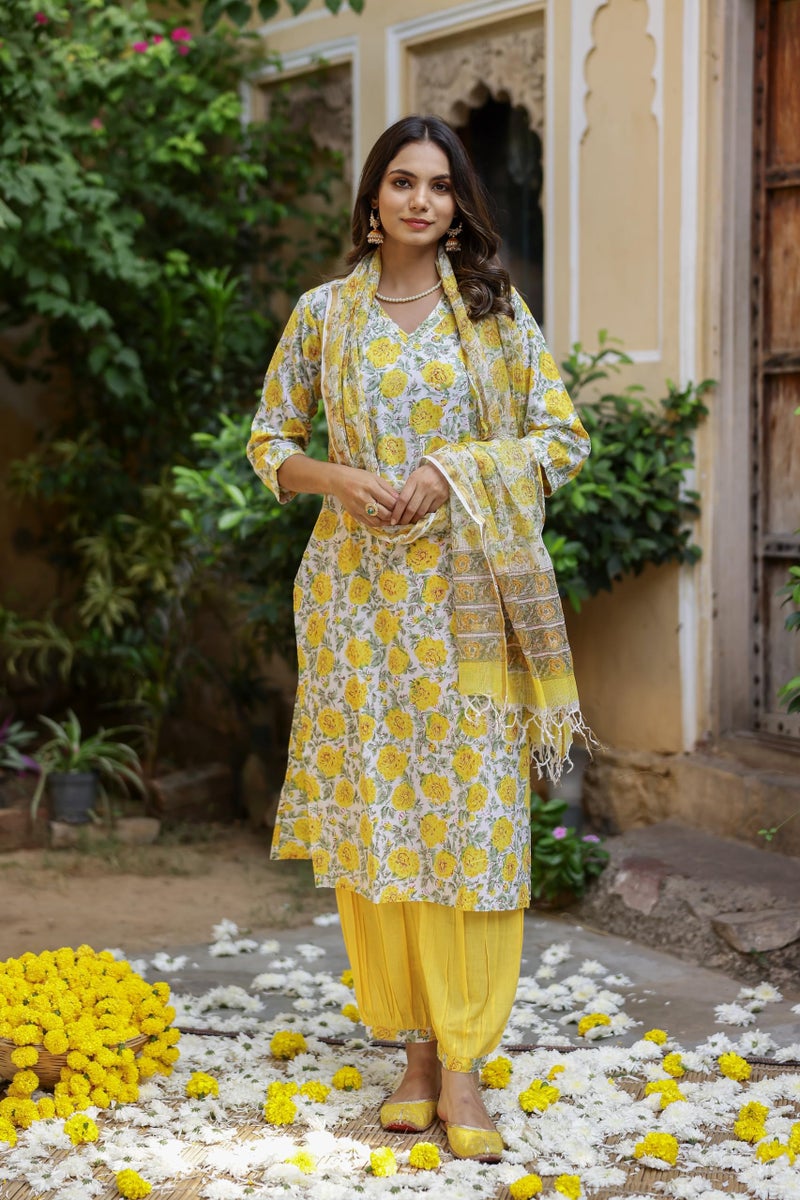 LookMark Kurta Set: Fashion That Echoes Tradition: Make a Style Statement with Our Cotton Blend Kurti Pant Dupatta Sets! Yellow - Image 4