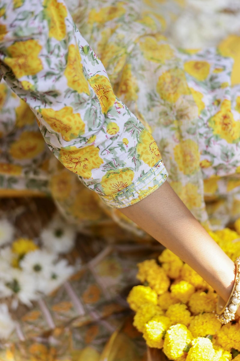 LookMark Kurta Set: Fashion That Echoes Tradition: Make a Style Statement with Our Cotton Blend Kurti Pant Dupatta Sets! Yellow - Image 2