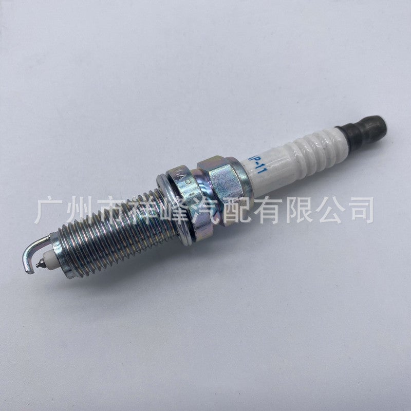 Generic Foreign trade cross-border wholesale car suitable for NGK Spark Plug fire nozzle 6643 LZKAR6AP-11 