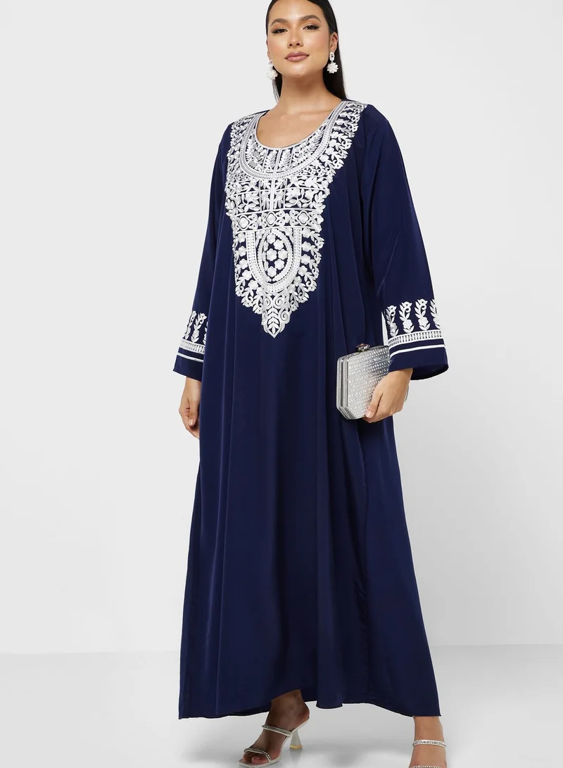Khizana Embroidered Detail Jalabiya