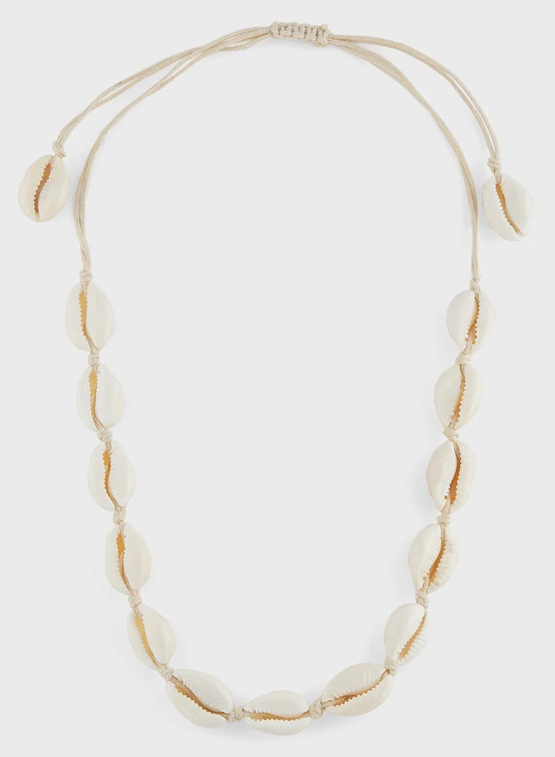 Ginger Shell Choker Necklace