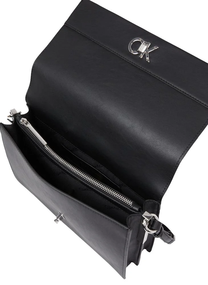 كالفن كلاين Elongated Crossbody