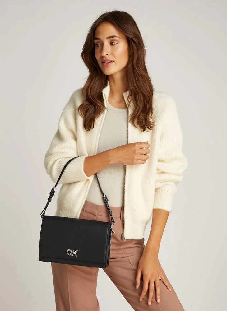 كالفن كلاين Elongated Crossbody