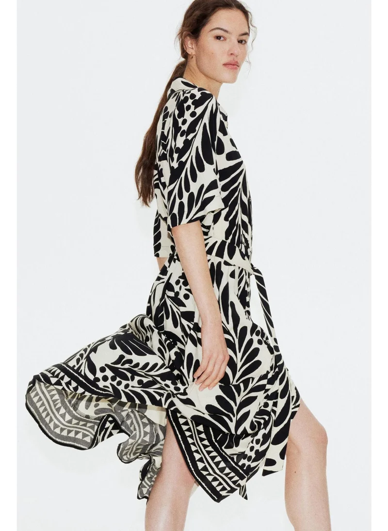 H&M Tie-belt shirt dress