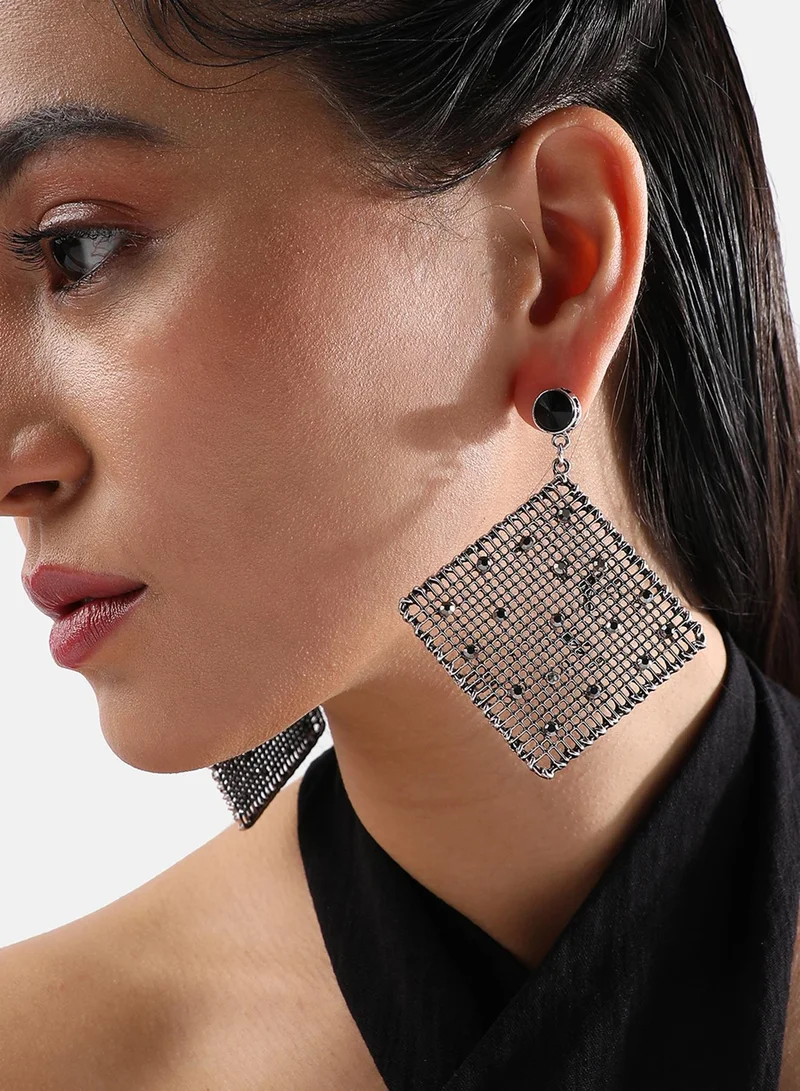 SOHI Lustrous Diamond Artificial Drop Earring Jewellery