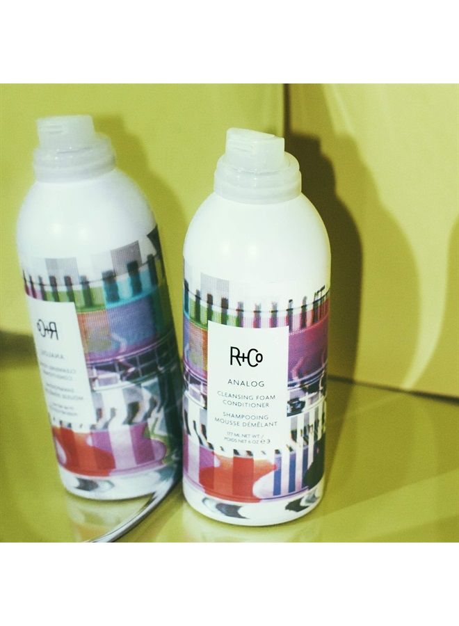 R+Co بلسم رغوة التنظيف التناظرية | تليين خفيف + تكييف + حماية من التجاعيد | 5.75 أونصة - Image 2