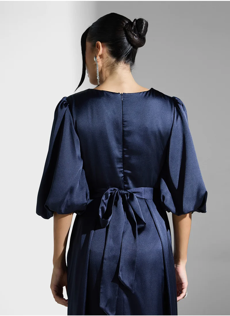 Iyra Balloon Sleeve Tie Detail Dress