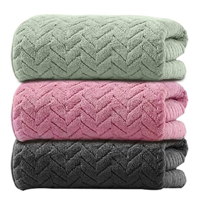 MAXOSHINE Microfiber Towels for Bath Large Size-Super Soft Coral Fleece Bathing Towel with Hook Quick Dry Super Absorbent-Bath Towel for Men and Women-70x140 cm(Green/Pink/Grey, Pack of 3) - Image 1