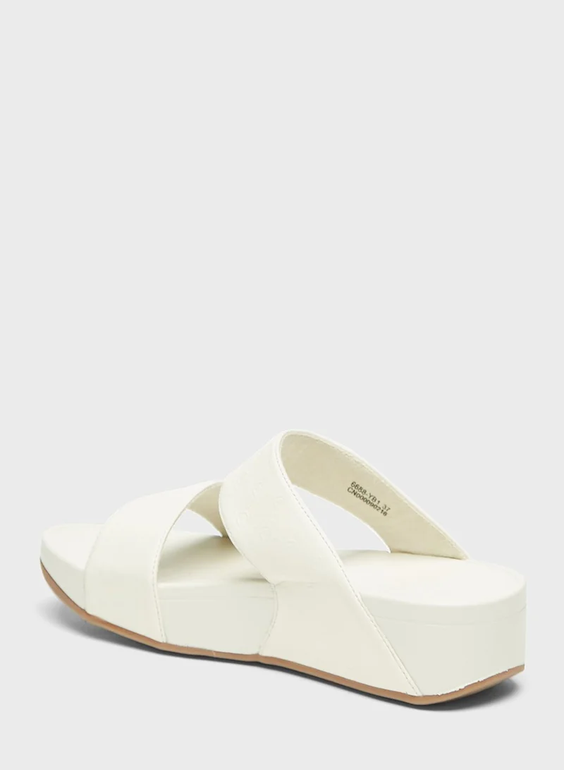 لو كونفورت Double Strap Wedge Sandals