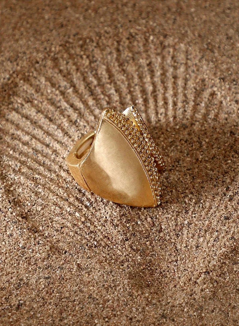 Women The Overlap-Conchiglia Statement Ring | Antique Gold Colour | One-Size | Metallic Alloy Material | Adjustable Closure | Ring For Evening & Party Wear
