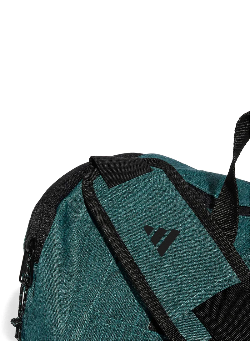 adidas حقيبة رياضية صغيرة