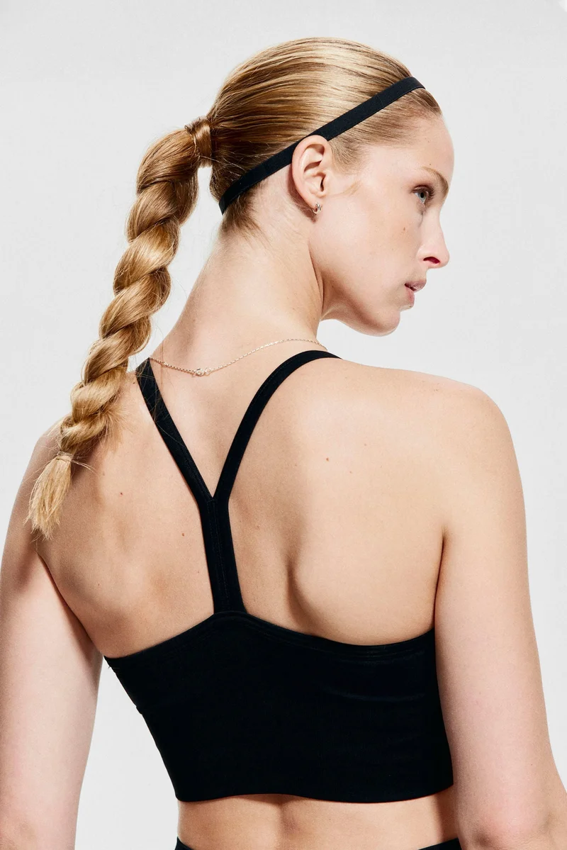 H&M Seamless Medium Support Sports bra with DryMove™