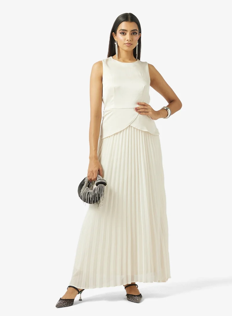 VERO MODA Flowing Sleeveless Plisse Dress