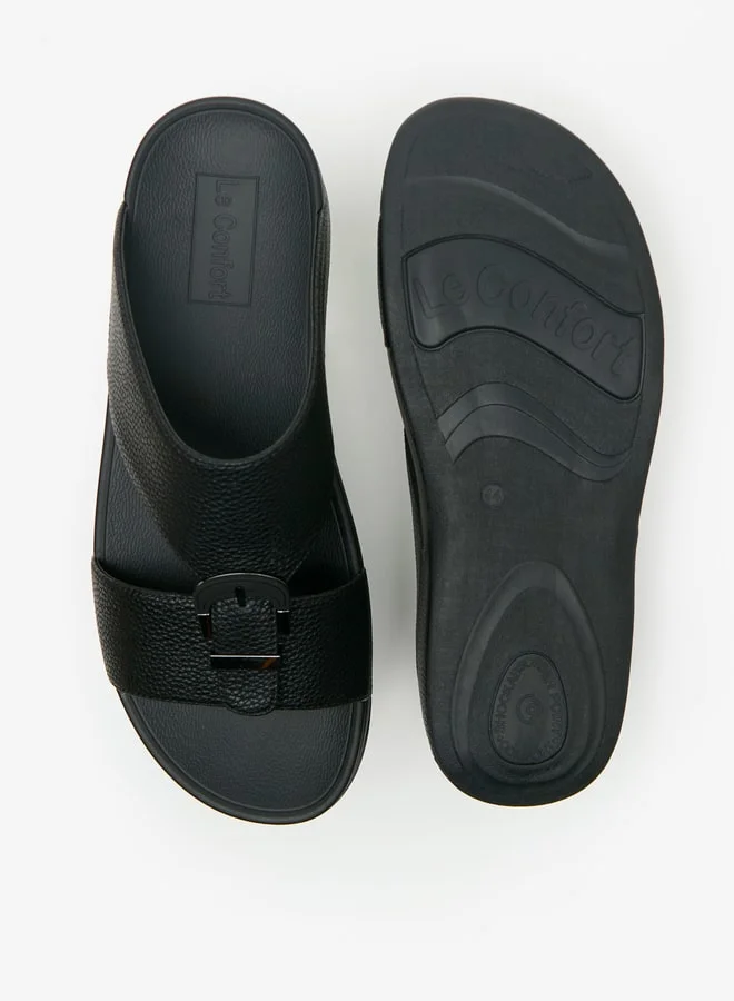 لو كونفورت Men's Textured Arabic Sandals with Buckle Detail
