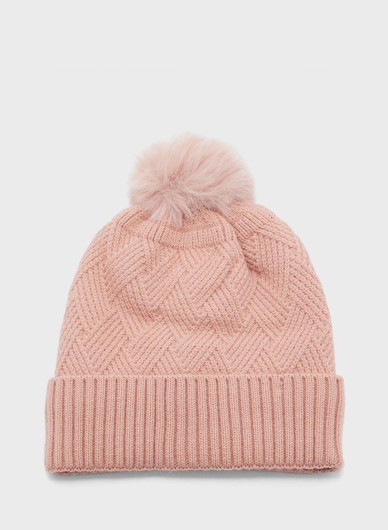 ايلا طقم شتوي من قبعة بوم بوم، وشاح، وقفازات  قطع - Image 2