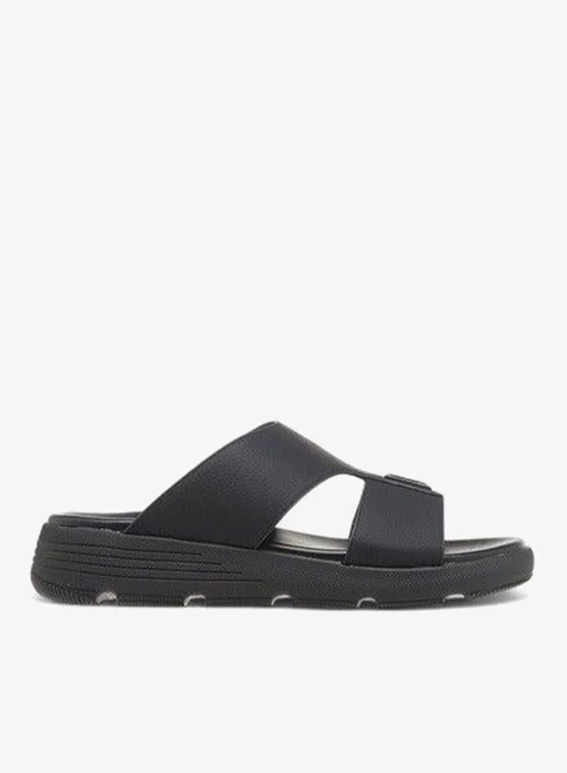 Le Confort Men Metal Accent Slip-On Comfort Sandals