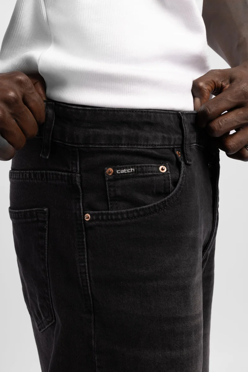 كاتش بنطال جينز فضفاض مغسول