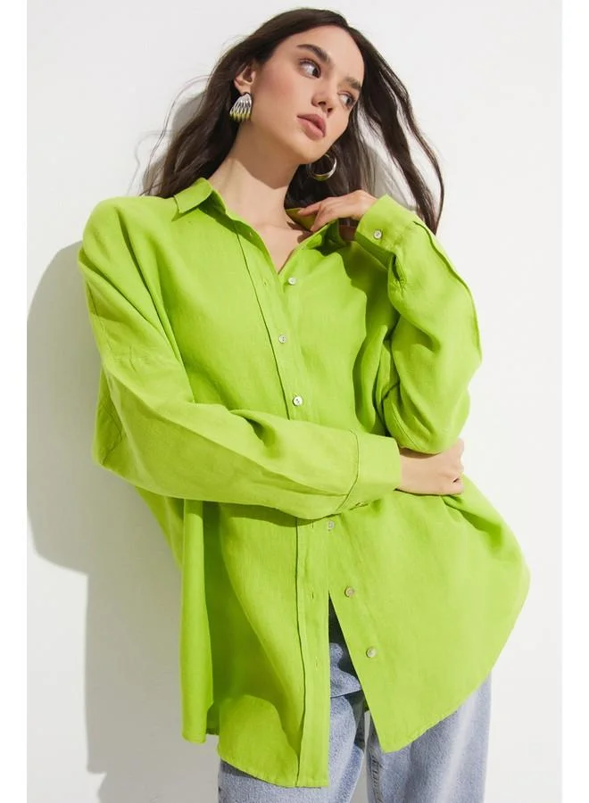 JUNE June Women Exclusive Boyfriend/Wide Fit 100% Linen Shirt Light Green