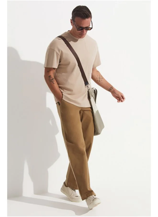 جون June Men's Oversize Pocket Crew Neck Tshirt