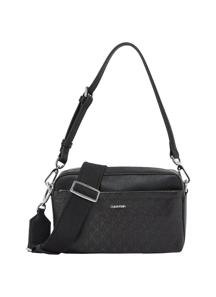 كالفن كلاين Must Convertible Crossbody