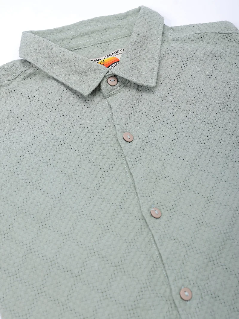 The Indian Garage Co Men Regular Fit Textured Solid Full Sleeves Cutaway Collar Resort Wear Shirt