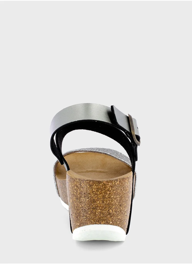 BAYTON Selene Mid Heel Wedges