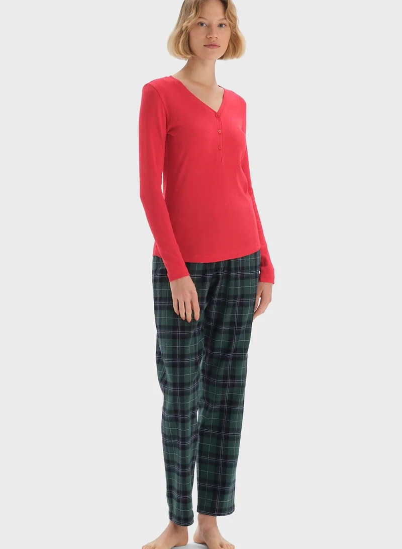 dagi Button Detail Top & Pyjama Set
