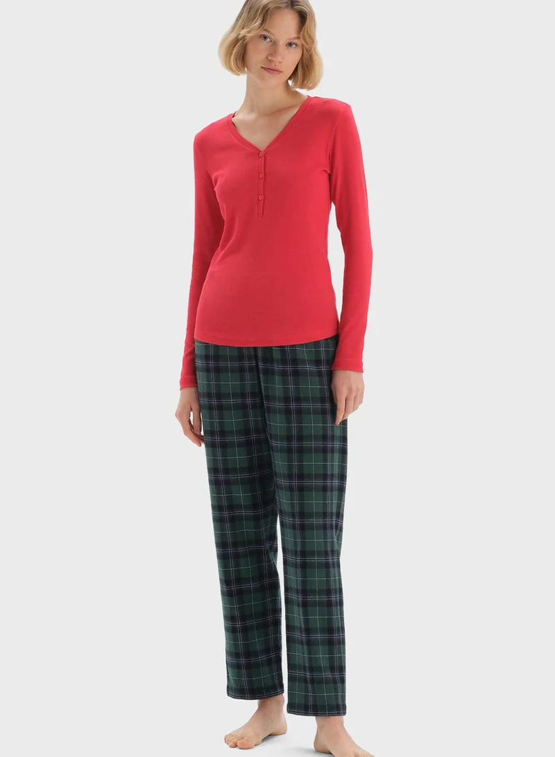 dagi Button Detail Top & Pyjama Set