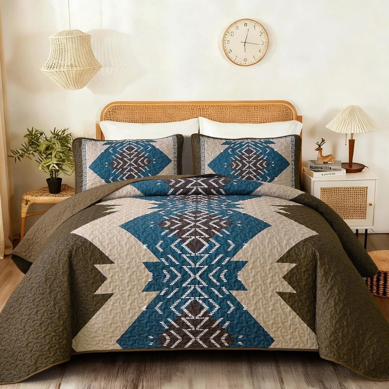 Dintszyayue Brown Boho Quilt Set Queen, Aztec Western Quilt Bedspread Set, 3 Pieces Texture Bedspread Southwestern Bedding Set, Soft Lightweight Coverlet Set for All Season with 2 Pillowcases - Image 1