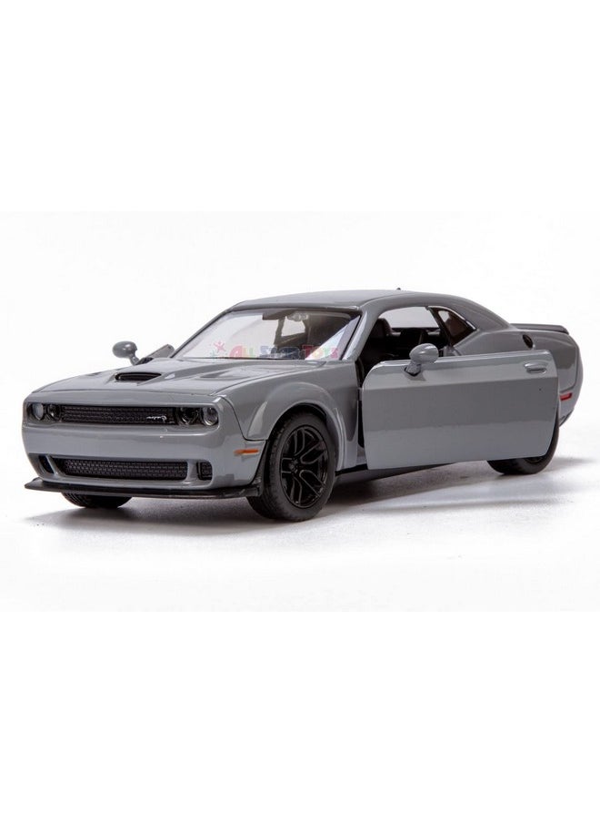 موتورماكس سيارة دودج تشالنجر SRT Hellcat Widebody Destroyer رمادية اللون موديل 2018 حصرية من Motormax All Star Toys، طراز 1/24، طراز 79350، رمادي  - Image 3