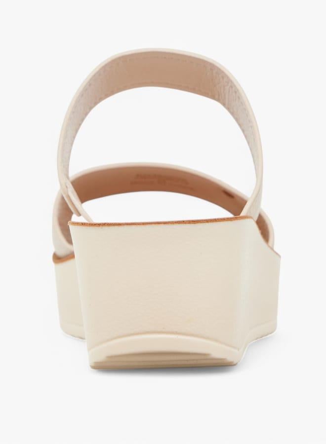 لو كونفورت صنادل نسائية منصة سهلة الارتداء بتفاصيل أشرطة - Image 5