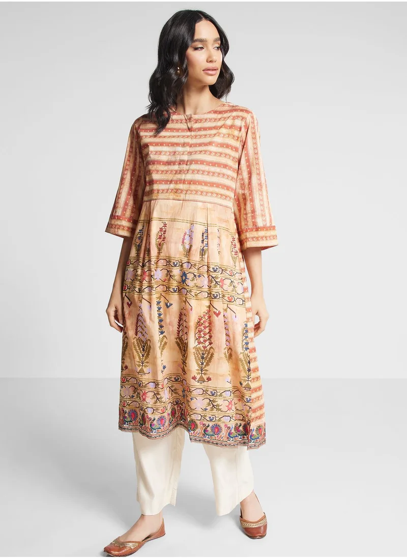 Nishat Linen Round Neck Pleated Kurti