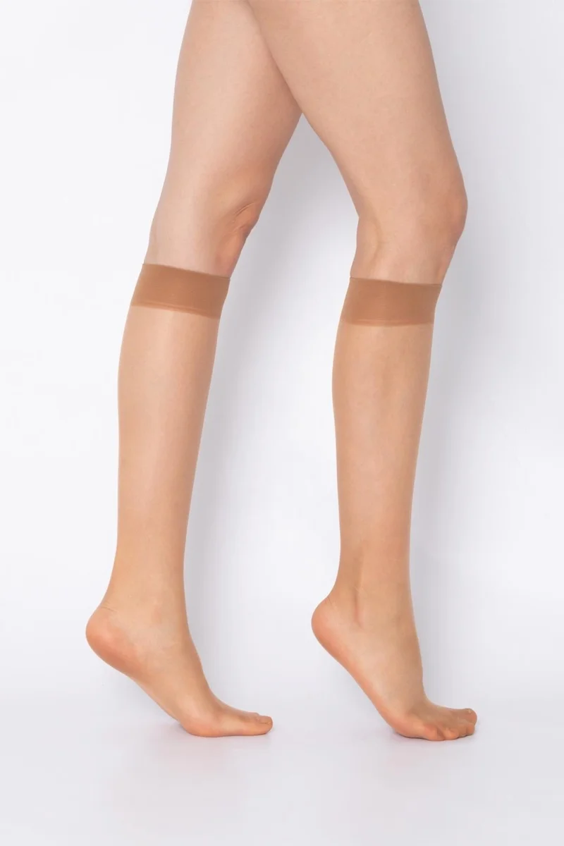 دو رى مى Ultra Thin Matte Knee High Socks Artemis