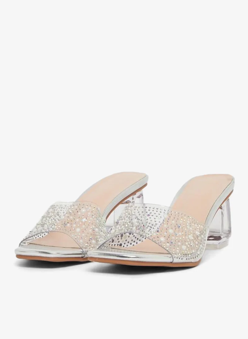 تايك تو صندل بكعب سميك وحزام شفاف مزين