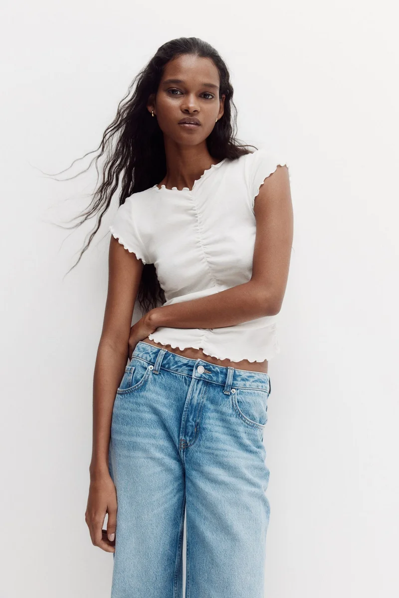 اتش اند ام بلوزة من القطن بقصة منسدلة