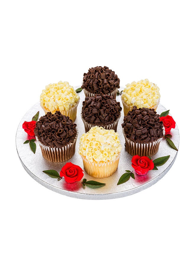 Restaurantware Pastry Tek 10 Inch Cake Board, 1 Durable Cake Drum - Round, Covered Edges , Metallic Silver Paper Cake Base, Disposable, For Birthdays, Weddings, Or Parties - Image 5