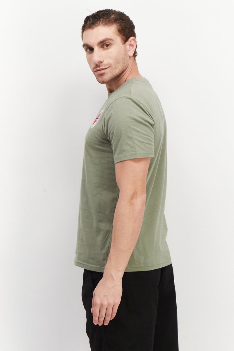 Nordland تي شيرت رجالي بأكمام قصيرة وياقة دائرية بشعار العلامة التجارية، زيتوني - Image 2